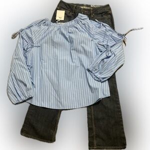 Blue Striped Blouse and Jeans Outfit Women’s Size M